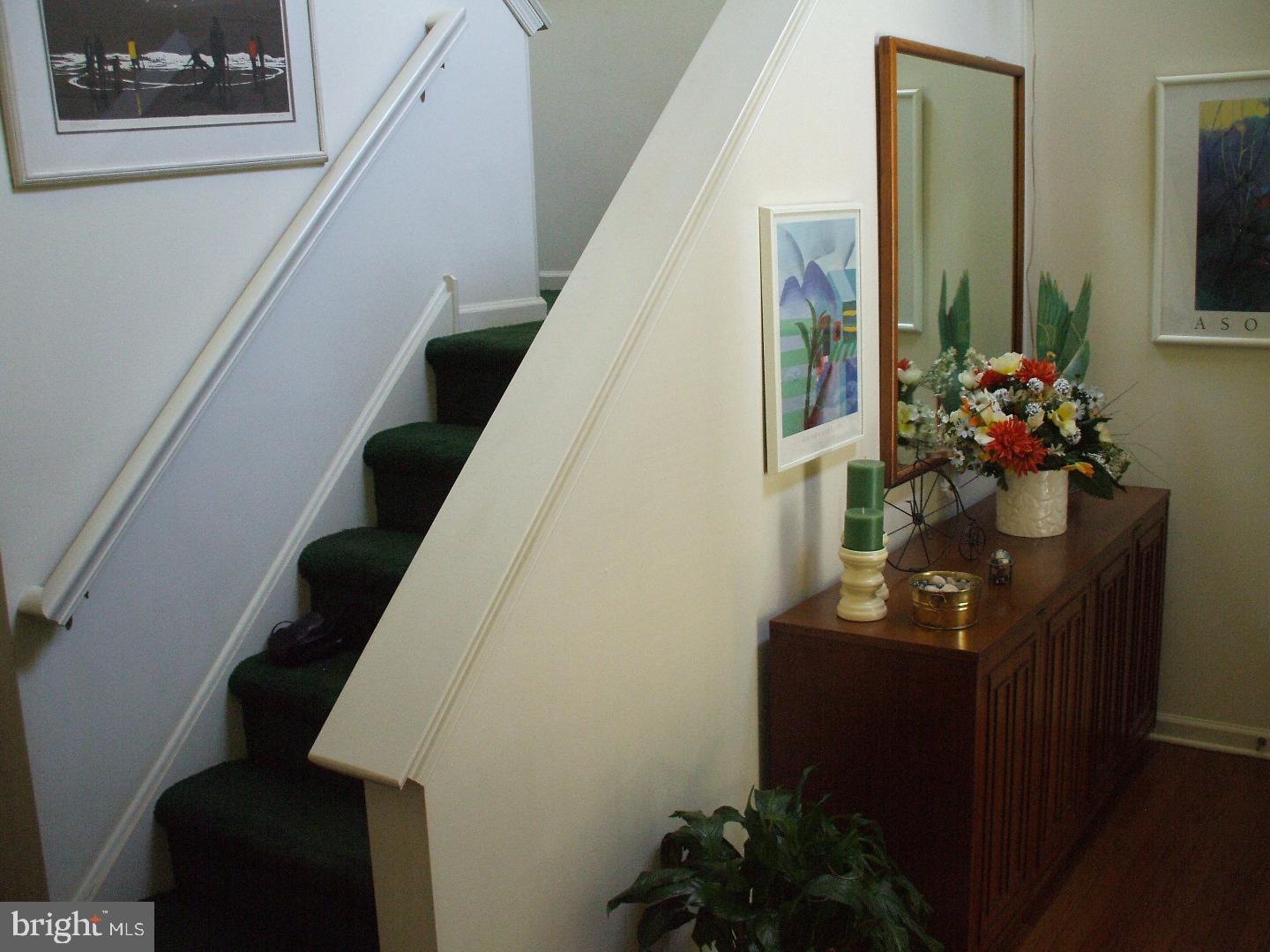 13 Harrison Road West West Chester, PA 19380 - Photo 2 of 22 Foyer
