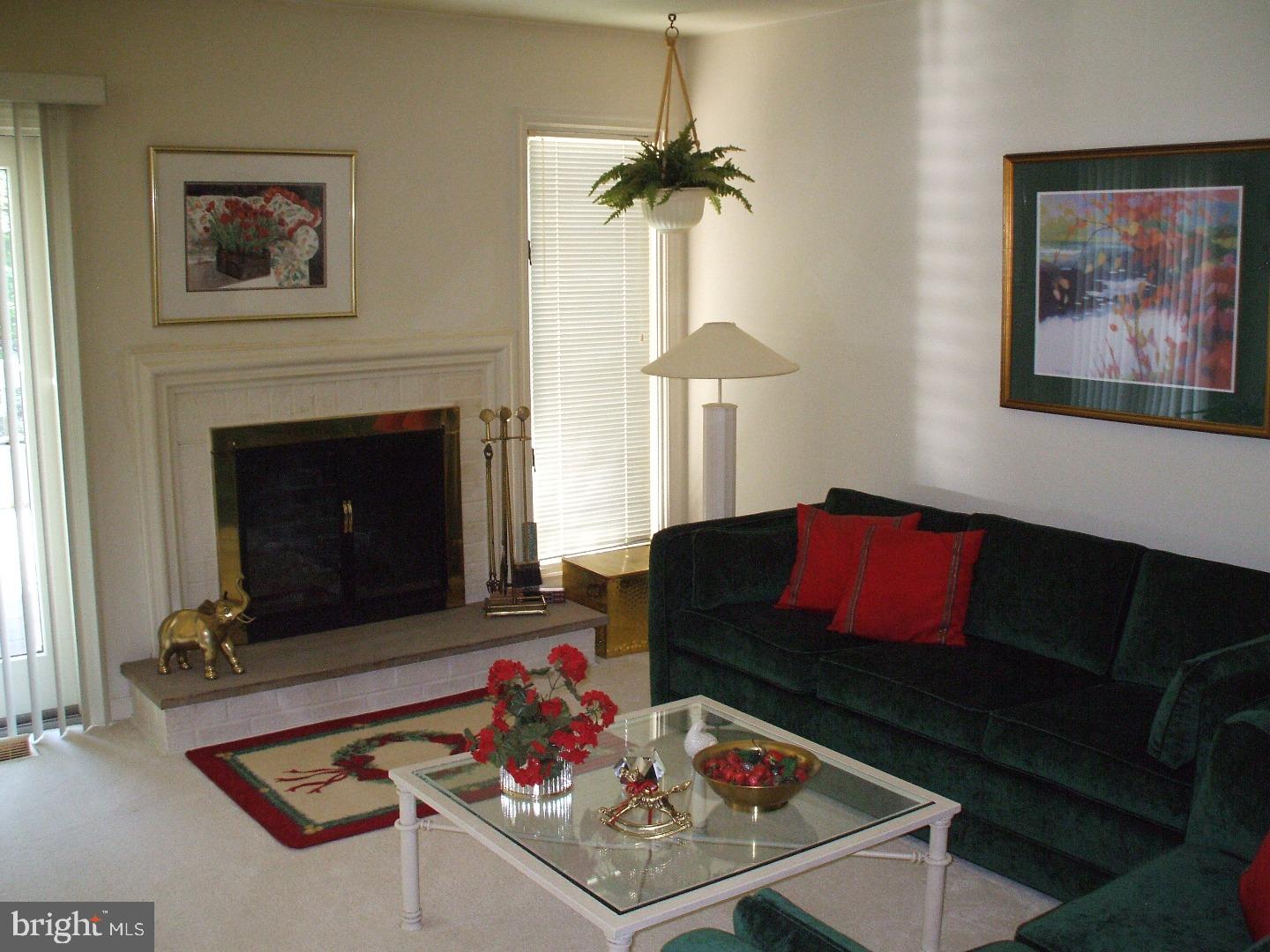 13 Harrison Road West West Chester, PA 19380 - Photo 5 of 22 Living Room