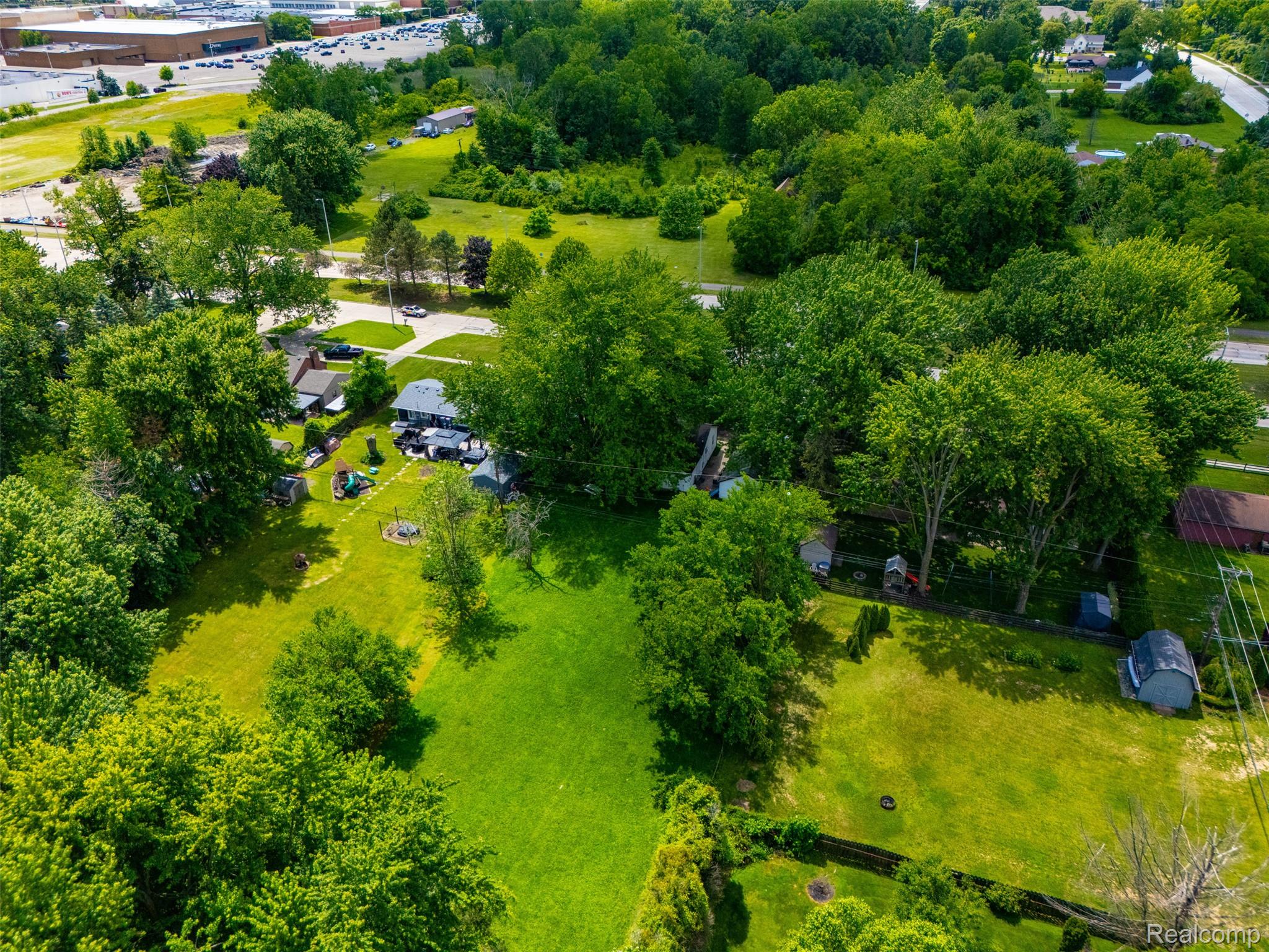14125 Racho Boulevard Taylor, MI 48180 - Photo 24 of 25 drone-5.jpg