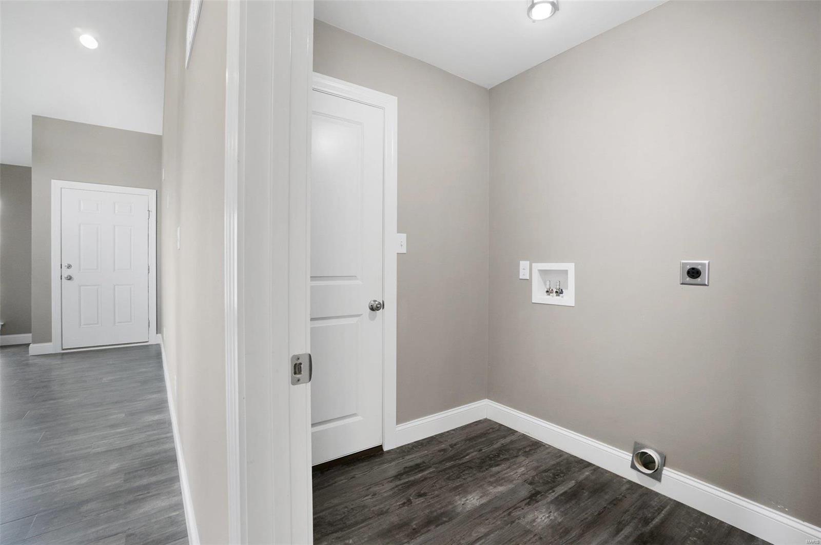 5363 Lakepath Way Eureka, MO 63025 - Photo 13 of 33