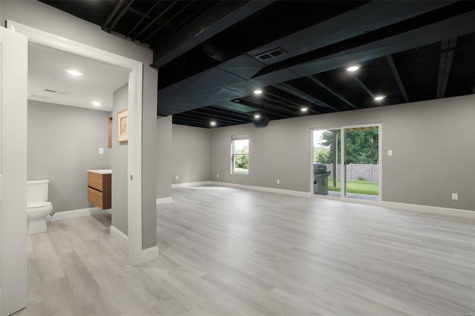 5363 Lakepath Way Eureka, MO 63025 - Photo 18 of 33