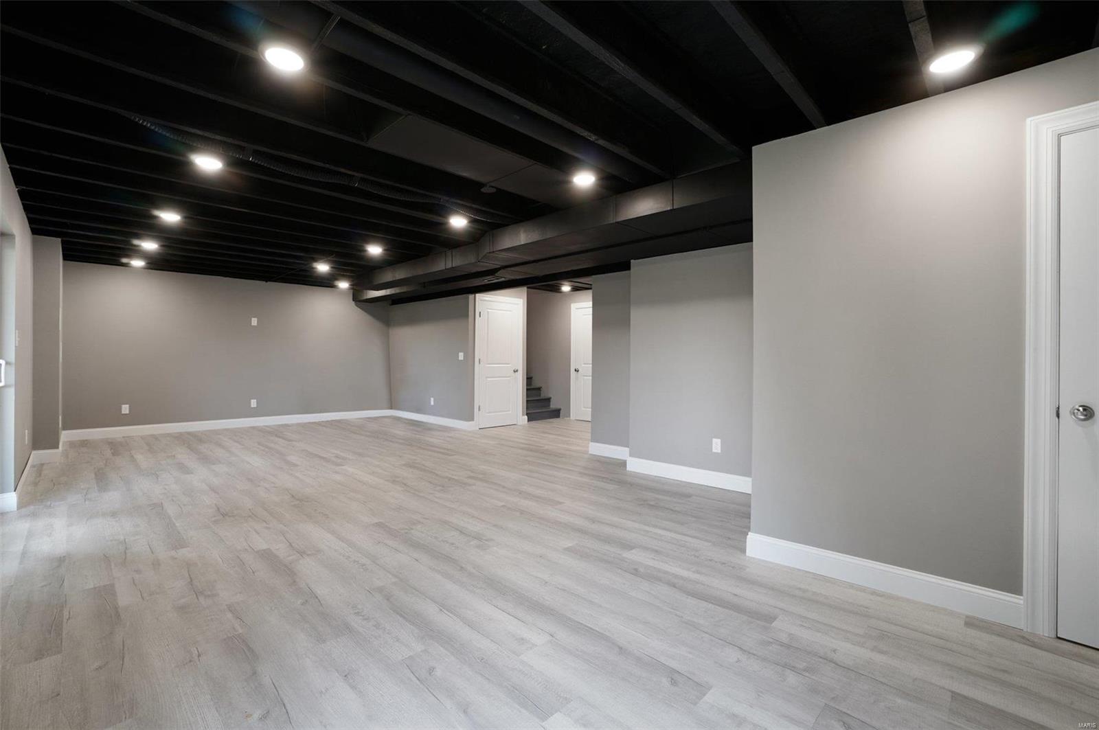 5363 Lakepath Way Eureka, MO 63025 - Photo 19 of 33