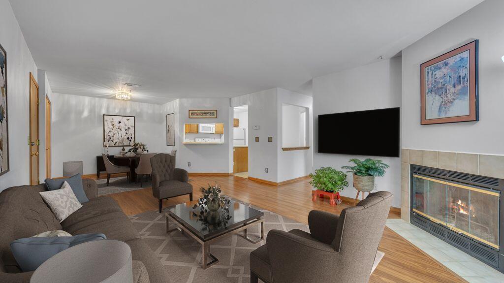 112 East Freistadt Road, Unit B Thiensville, WI 53092 - Photo 2 of 31 Virtually Staged