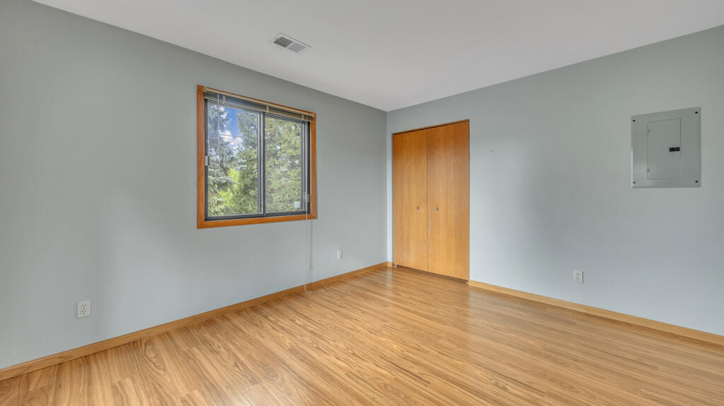 112 East Freistadt Road, Unit B Thiensville, WI 53092 - Photo 21 of 31 Bedroom 2