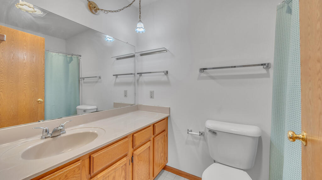 112 East Freistadt Road, Unit B Thiensville, WI 53092 - Photo 24 of 31 Main Bath