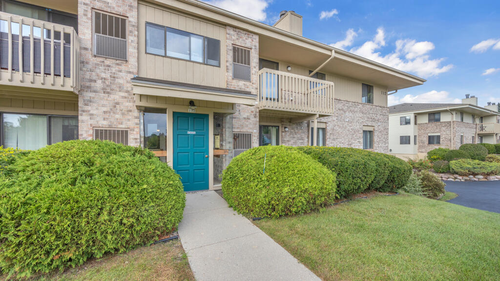 112 East Freistadt Road, Unit B Thiensville, WI 53092 - Photo 30 of 31 Unit B Front Door Entry