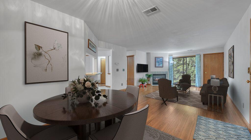 112 East Freistadt Road, Unit B Thiensville, WI 53092 - Photo 4 of 31 Virtually Staged