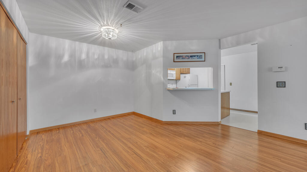 112 East Freistadt Road, Unit B Thiensville, WI 53092 - Photo 10 of 31 Living Room