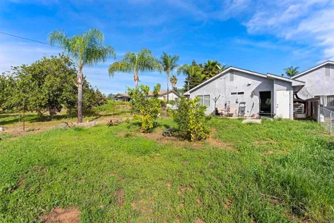 $875,000 | 1423-25 Vía Lima, Fallbrook, CA 92028