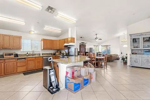 $875,000 | 1423-25 Vía Lima, Fallbrook, CA 92028