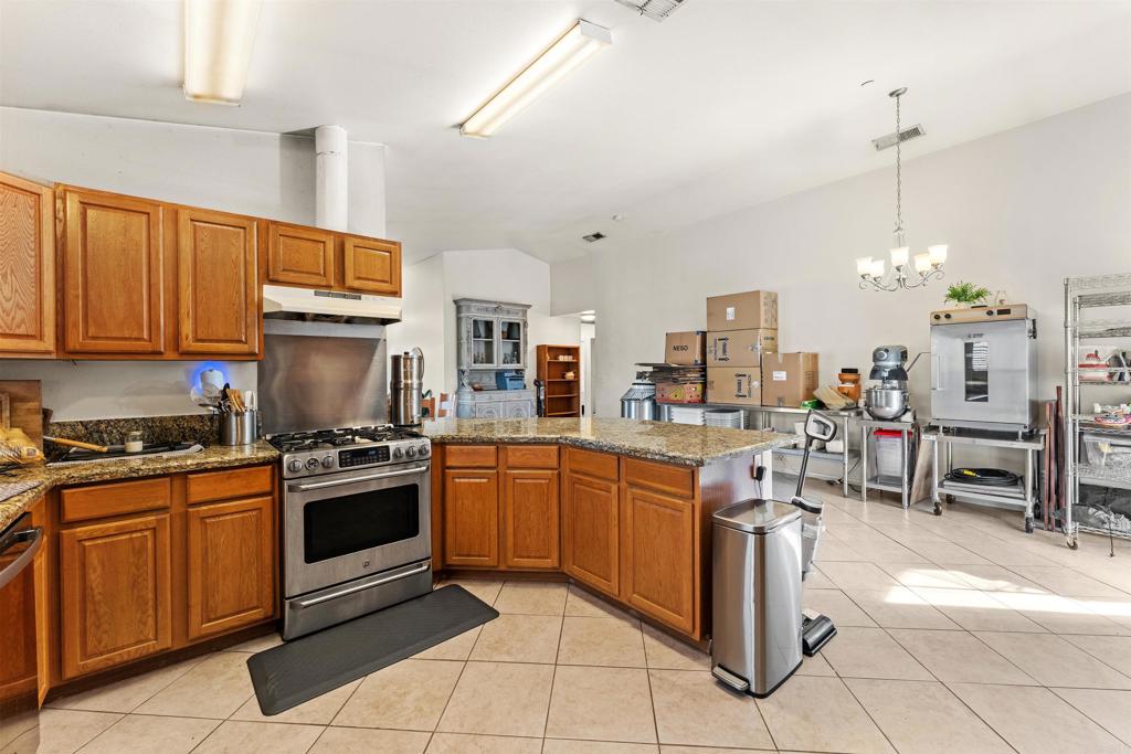 1423-25 Vía Lima Fallbrook, CA 92028 - Photo 33 of 51