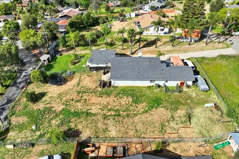 $875,000 | 1423-25 Vía Lima, Fallbrook, CA 92028