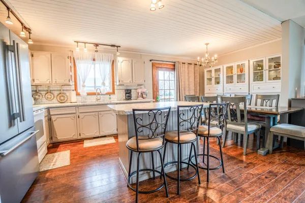 $344,000 | 1400 17th Street Southwest, Willmar, MN 56201