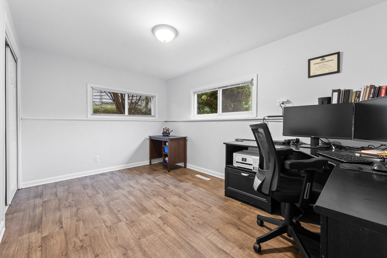 103 South Seebert Street Cary, IL 60013 - Photo 16 of 32