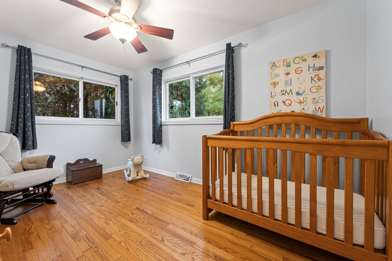 103 South Seebert Street Cary, IL 60013 - Photo 6 of 32