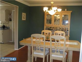 452 School House Road Williamstown, NJ 08094 - Photo 5 of 12 Dining Room