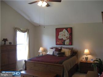 452 School House Road Williamstown, NJ 08094 - Photo 8 of 12 Bedroom - Main