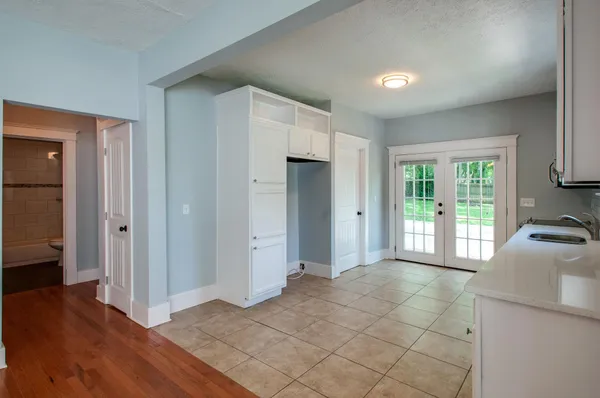 $3,795 | 1306 Douglas Avenue, Nashville, TN 37206