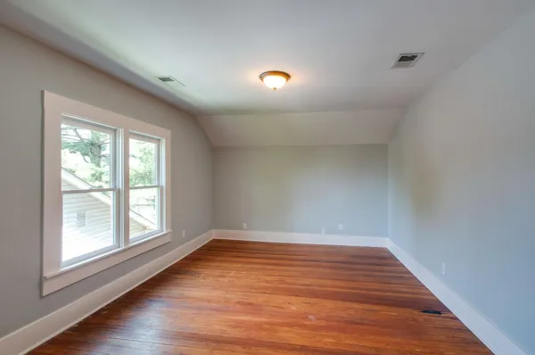 $3,795 | 1306 Douglas Avenue, Nashville, TN 37206
