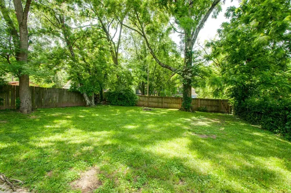$3,795 | 1306 Douglas Avenue, Nashville, TN 37206