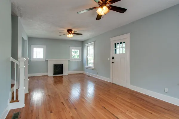 $3,795 | 1306 Douglas Avenue, Nashville, TN 37206