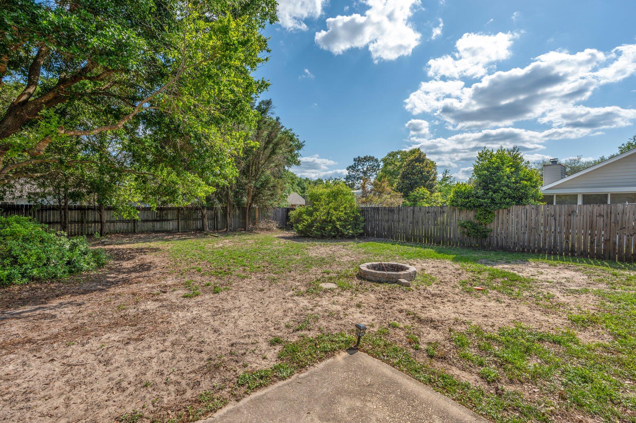 4 Holly Road Crestview, FL 32539 - Photo 25 of 29 28-web-or-mls-4 Holly Rd-028