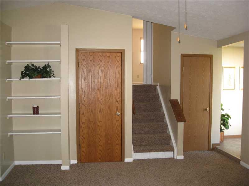 561 Boonesboro Road Greenwood, IN 46142 - Photo 14 of 24