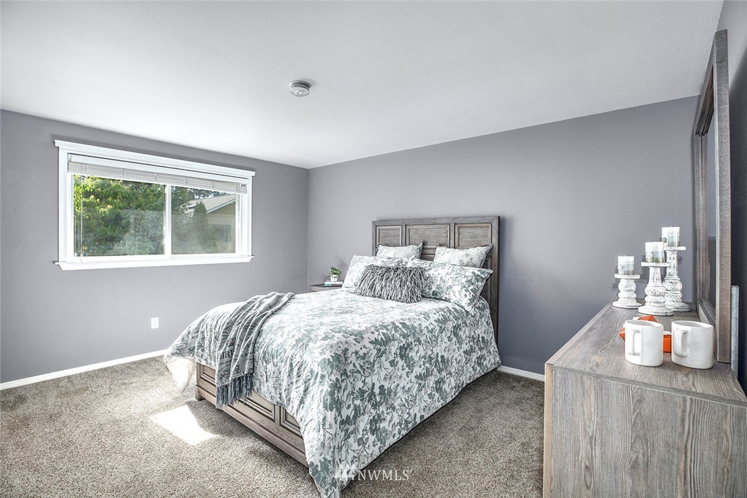 19335 133rd Place Southeast Renton, WA 98058 - Photo 19 of 31