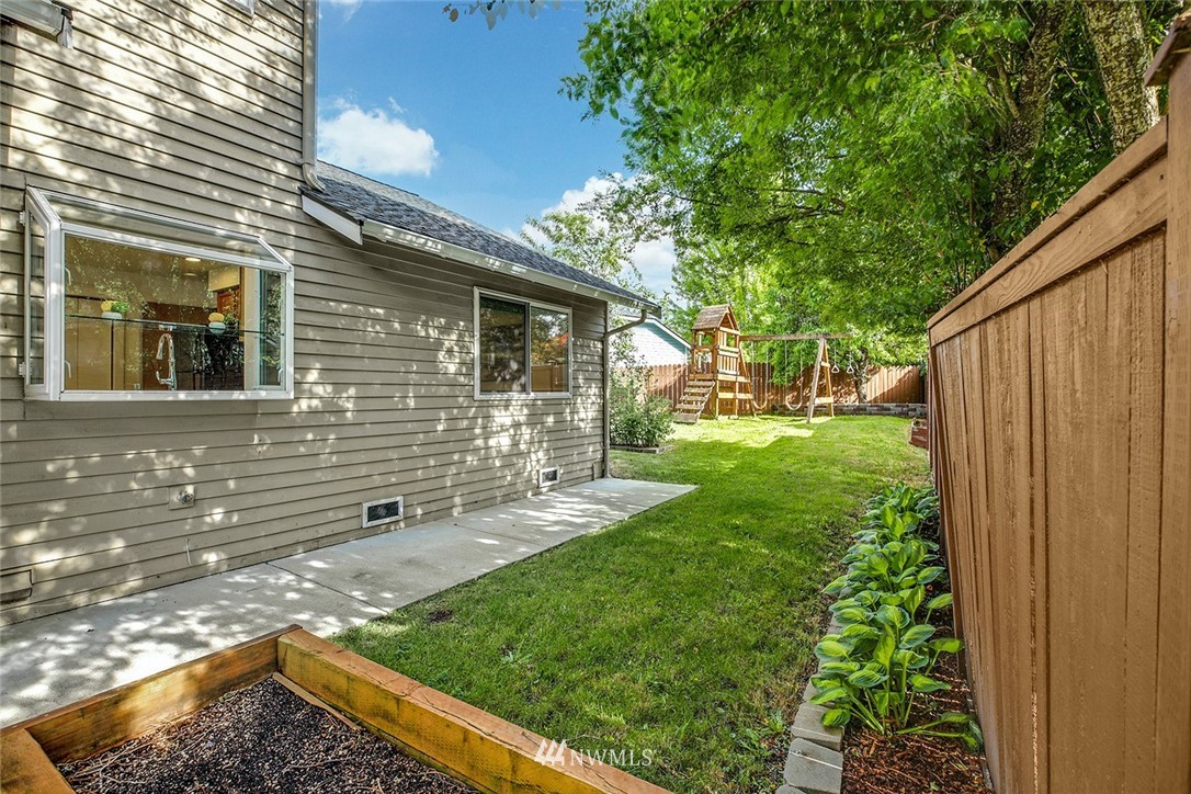 19335 133rd Place Southeast Renton, WA 98058 - Photo 27 of 31