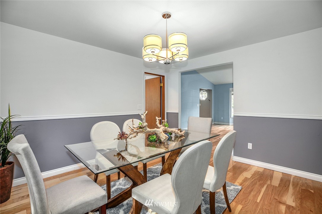 19335 133rd Place Southeast Renton, WA 98058 - Photo 6 of 31