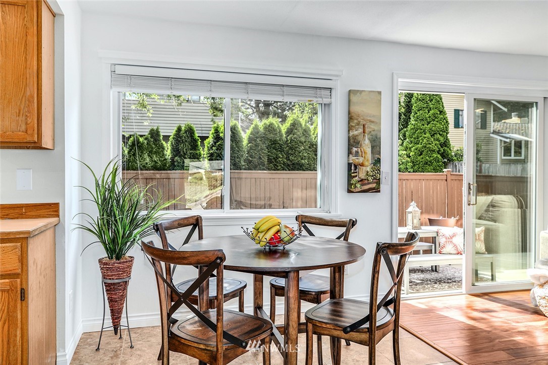 19335 133rd Place Southeast Renton, WA 98058 - Photo 10 of 31