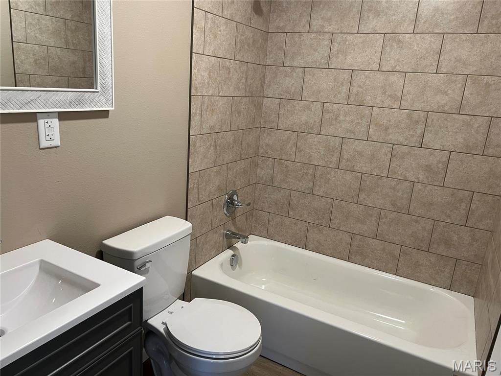 348 West 2nd Street Lebanon, MO 65536 - Photo 11 of 19