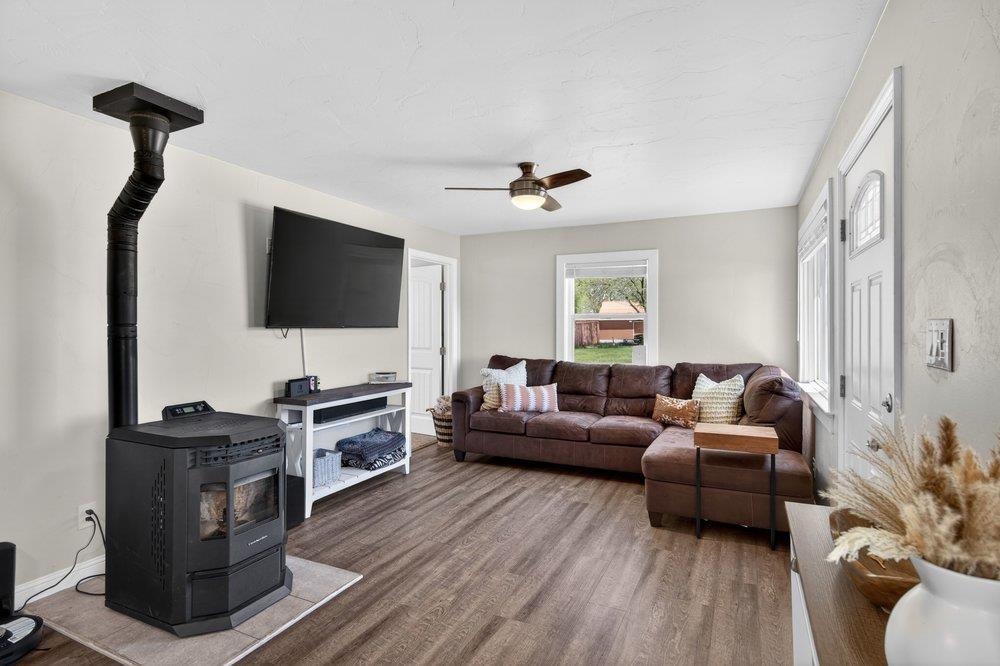 94101 Highway 70 Chilcoot, CA 96105 - Photo 5 of 27