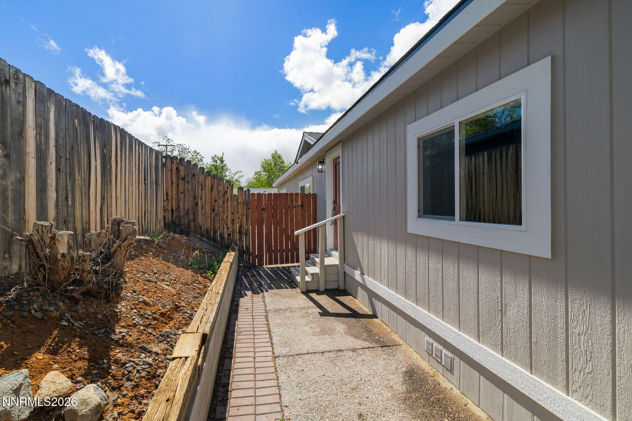 4987 Newport Court Reno, NV 89506 - Photo 19 of 25 18-web-or-mls-4987 Newport-19