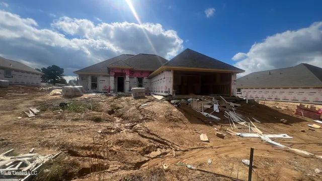 $299,999 | 571 Patrick Farms Drive, Pearl, MS 39208