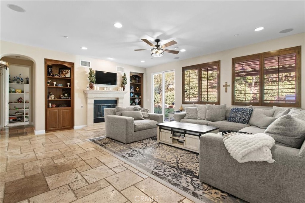 3308 Crosspointe Court Simi Valley, CA 93065 - Photo 14 of 67