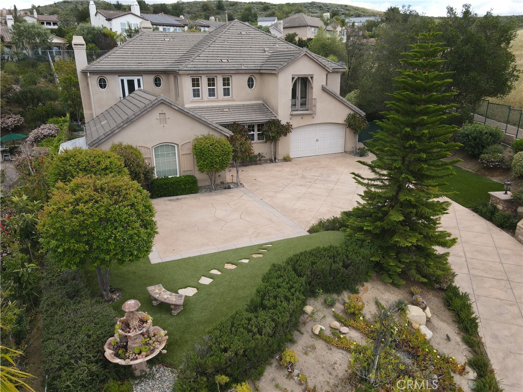 3308 Crosspointe Court Simi Valley, CA 93065 - Photo 2 of 67