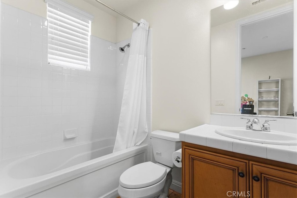 3308 Crosspointe Court Simi Valley, CA 93065 - Photo 29 of 67