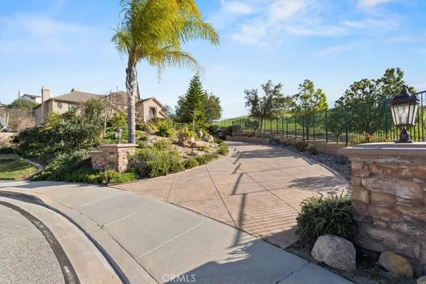 $1,985,000 | 3308 Crosspointe Court, Simi Valley, CA 93065