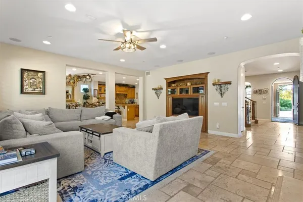 $1,985,000 | 3308 Crosspointe Court, Simi Valley, CA 93065