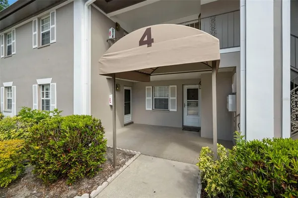 $165,000 | 5265 East Bay Drive, Unit 410, Clearwater, FL 33764
