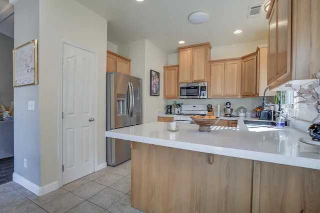 $348,500 | 19665 Indian Creek Drive, Cottonwood, CA 96022