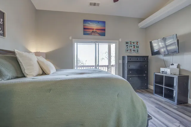 $348,500 | 19665 Indian Creek Drive, Cottonwood, CA 96022