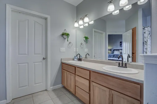 $348,500 | 19665 Indian Creek Drive, Cottonwood, CA 96022