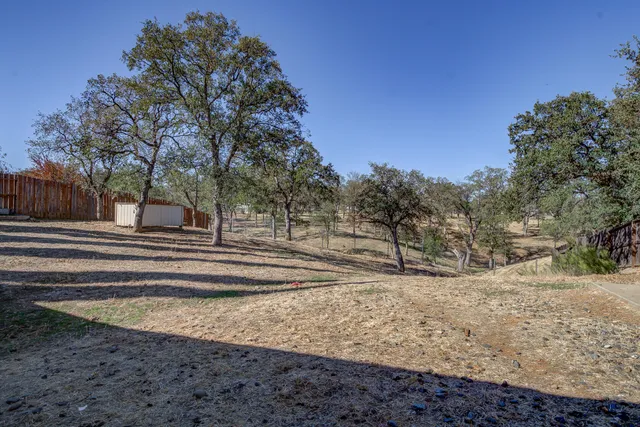 $348,500 | 19665 Indian Creek Drive, Cottonwood, CA 96022