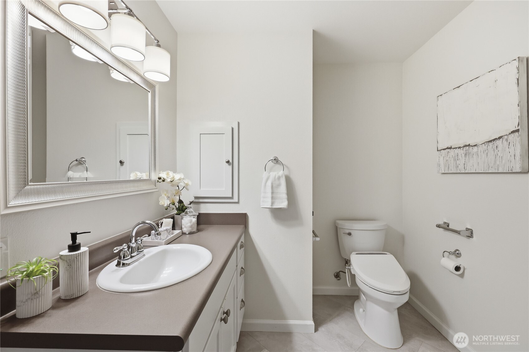 300 High School Road Northeast, Unit 300 Bainbridge Island, WA 98110 - Photo 10 of 32