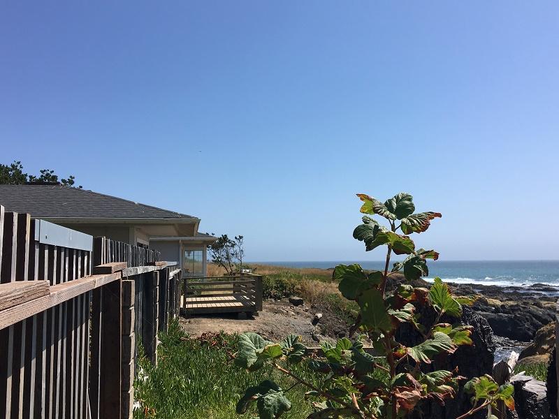 18 Gull Point Whitethorn, CA 95589 - Photo 17 of 30