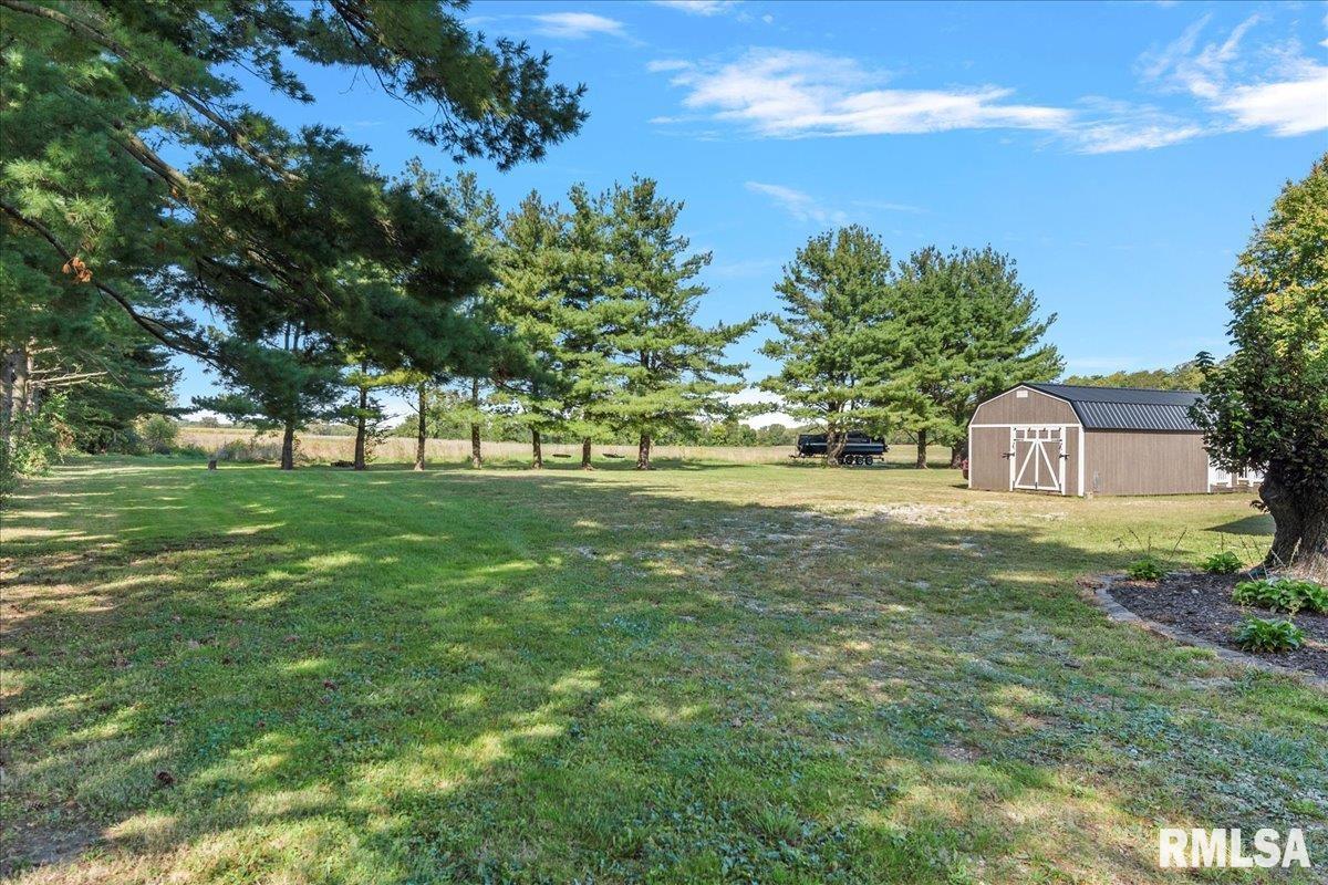 2623 Hilltop Road Springfield, IL 62712 - Photo 32 of 49