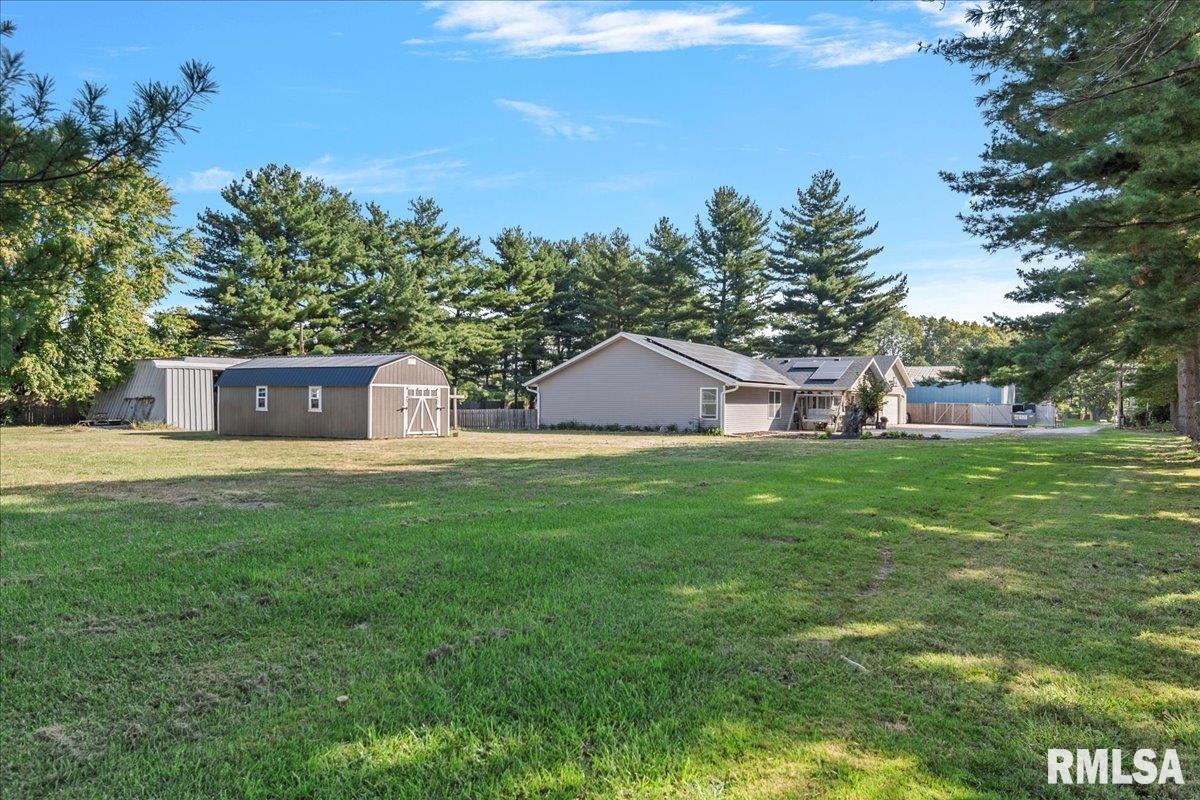 2623 Hilltop Road Springfield, IL 62712 - Photo 33 of 49