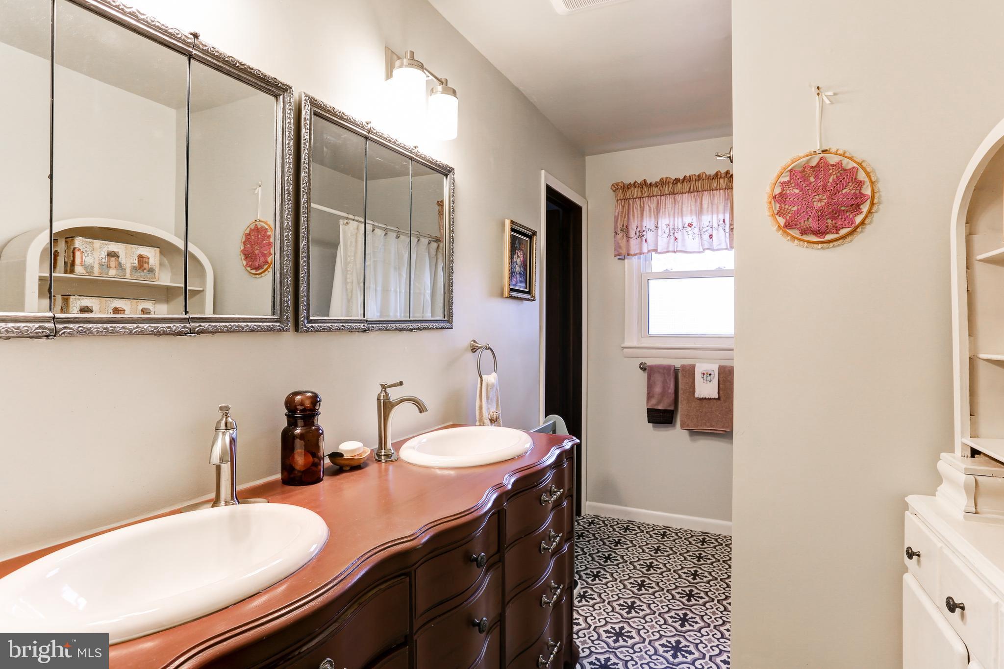 2333 Beacon Hill Road Lancaster, PA 17601 - Photo 18 of 41 Gallery Image 18